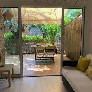  Appartement **** Beau T2 De 40 M2, Jardin De 70m2, Au Calme, à 50 Mètres De La