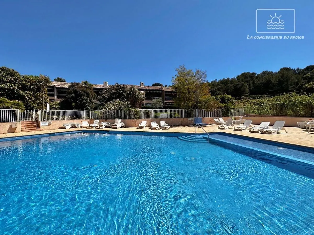 Hortensia Regence Park Swimming Pool Beach 300 M Away Le Pradet Apartment